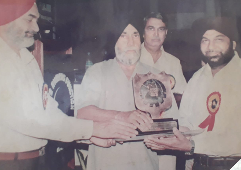 award-01