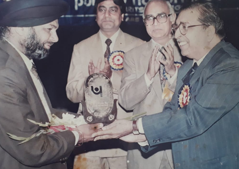 award-10
