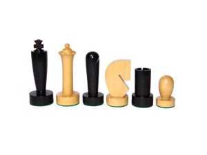 JS#11004--PAINTED IN BLACK COLOUR AND BOXWOOD KING SIZE -- 95 MM / 3.75" BASE DIA -- 38 MM